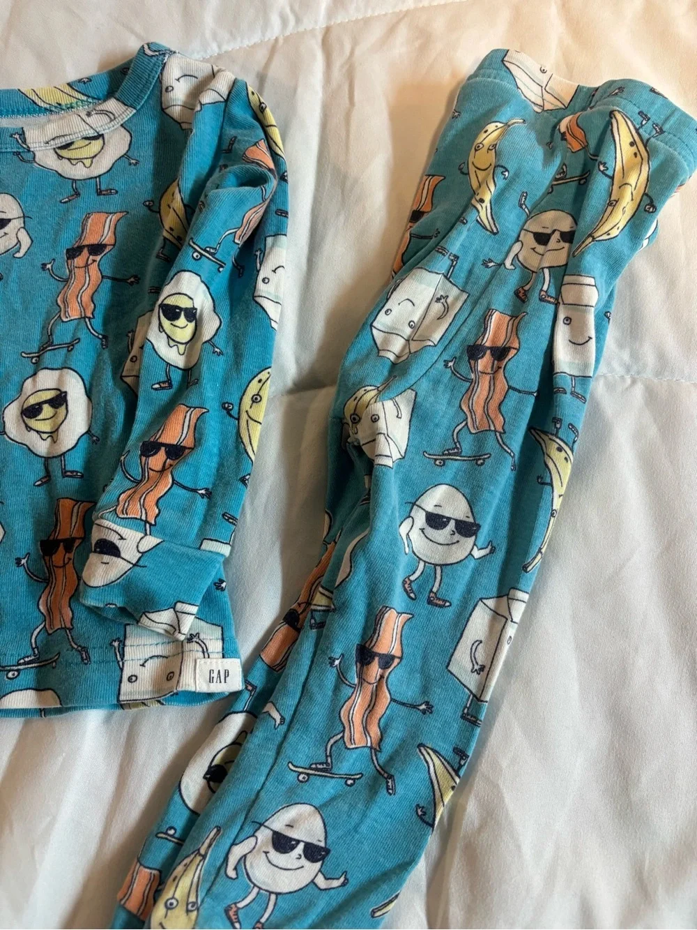 GAP Kids Teal Blue Breakfast Print Pajama Set bacon eggs & banana 18-24 months